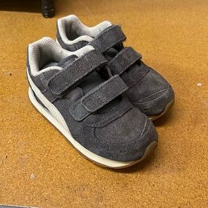 Toddler Pumas